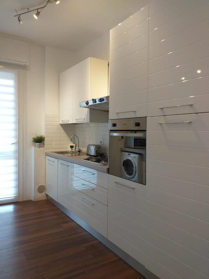 Sesto Calende Centro Appartement Buitenkant foto