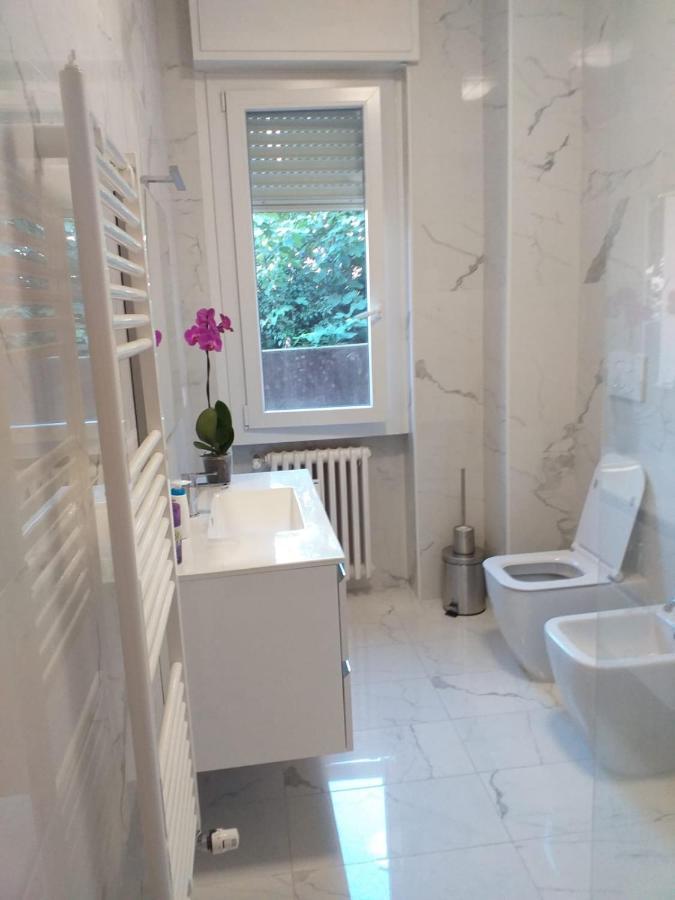 Sesto Calende Centro Appartement Buitenkant foto
